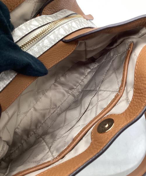 MICHAEL KORS（マイケル・コース）MICHAEL KORS (マイケル・コース) 2WAYバッグ ベージュの古着・服飾アイテム