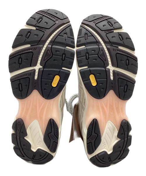 asics（アシックス）asics (アシックス) ローカットスニーカー ライトグレー×ベージュ サイズ:28.0 未使用品の古着・服飾アイテム