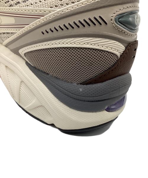 asics（アシックス）asics (アシックス) ローカットスニーカー ライトグレー×ベージュ サイズ:28.0 未使用品の古着・服飾アイテム