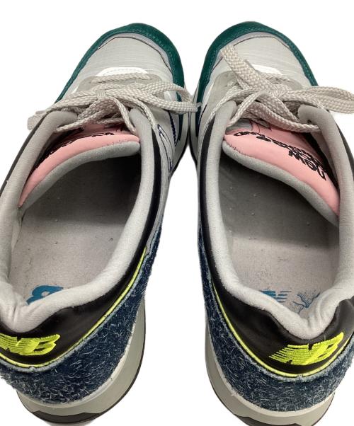 NEW BALANCE（ニューバランス）NEW BALANCE (ニューバランス) ローカットスニーカー グリーン×グレー×ピンク サイズ:USA 8 1/2の古着・服飾アイテム
