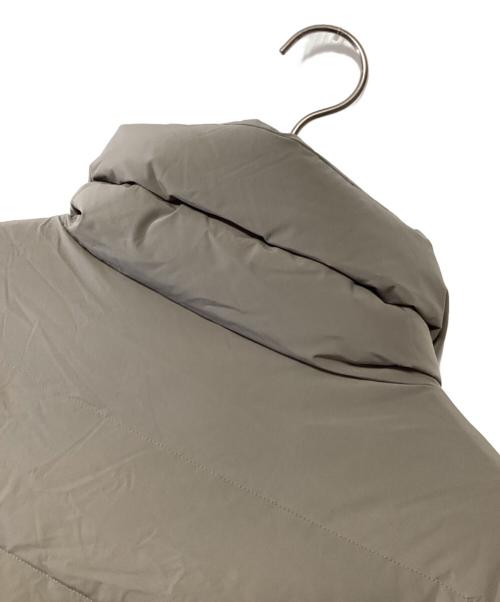 nano・universe（ナノ・ユニバース）nano・universe (ナノ・ユニバース) スタンドミドルダウン ベージュ サイズ:38の古着・服飾アイテム