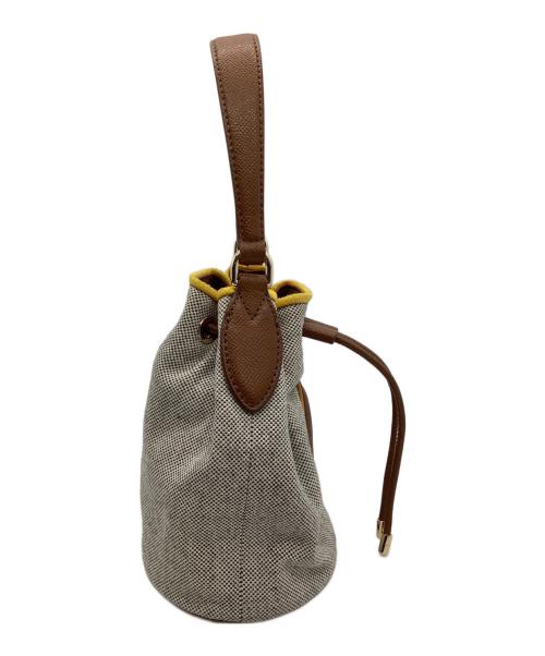 FURLA（フルラ）FURLA (フルラ) バケットバッグ ベージュの古着・服飾アイテム