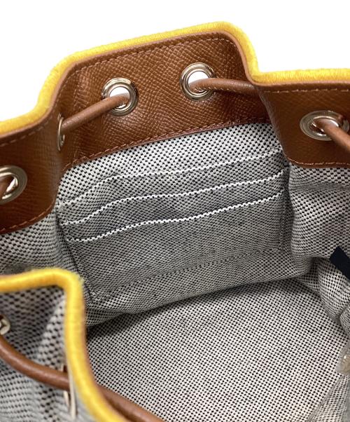 FURLA（フルラ）FURLA (フルラ) バケットバッグ ベージュの古着・服飾アイテム