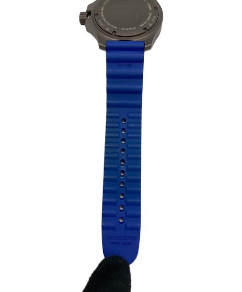 VICTORINOX Swiss Army（ビクトリノックス スイスアーミー）VICTORINOX Swiss Army (ビクトリノックス スイスアーミー) クロノグラフ グレーの古着・服飾アイテム