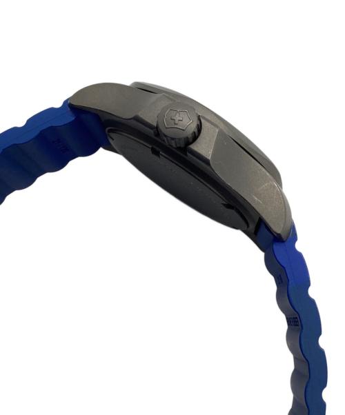 VICTORINOX Swiss Army（ビクトリノックス スイスアーミー）VICTORINOX Swiss Army (ビクトリノックス スイスアーミー) クロノグラフ グレーの古着・服飾アイテム