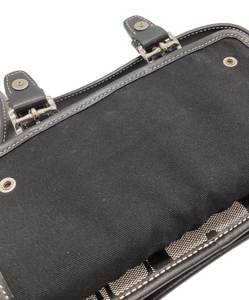 COACH（コーチ）COACH (コーチ) ショルダーバッグ ホワイト×ブラックの古着・服飾アイテム