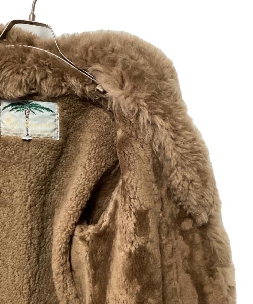 Peh Hombre（ペー・オンブレ）Peh Hombre (ペー・オンブレ) リアルムートンコート ベージュ サイズ:Fの古着・服飾アイテム
