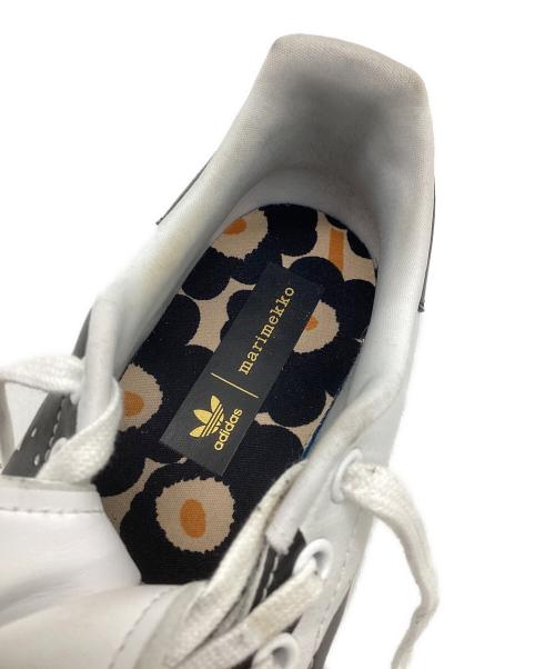 adidas Originals（アディダスオリジナル）adidas Originals (アディダスオリジナル) marimekko (マリメッコ) スニーカー ホワイト×ブラック サイズ:26の古着・服飾アイテム