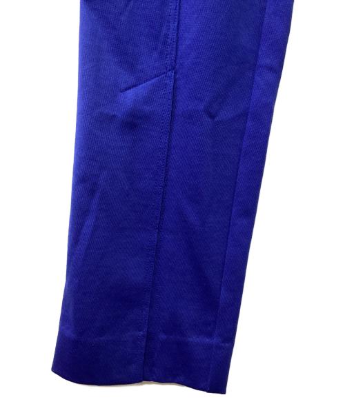 CINOH（チノ）CINOH (チノ) センターベンツストレッチパンツ ブルー サイズ:36 未使用品の古着・服飾アイテム