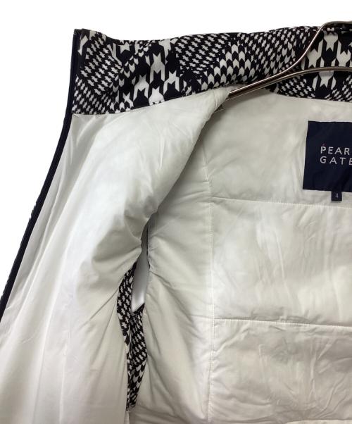 PEARLY GATES（パーリーゲイツ）PEARLY GATES (パーリーゲイツ) 中綿ベスト ブラック×ホワイト サイズ:4の古着・服飾アイテム