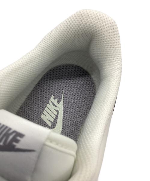 NIKE（ナイキ）NIKE (ナイキ) コルテッツ 111SAIL/CMT GY ホワイト×グレー サイズ:29 未使用品の古着・服飾アイテム