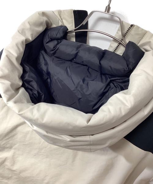 FIRST DOWN（ファーストダウン）FIRST DOWN (ファーストダウン) ダウンジャケット アイボリー×ブラック サイズ:LARGEの古着・服飾アイテム