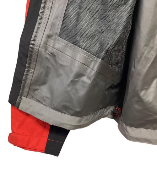 MAMMUT（マムート）MAMMUT (マムート) マウンテンパーカー レッド×ブラック サイズ:XLの古着・服飾アイテム