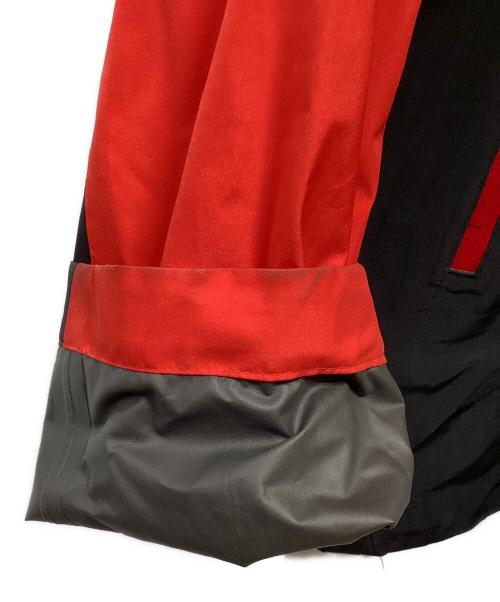 MAMMUT（マムート）MAMMUT (マムート) マウンテンパーカー レッド×ブラック サイズ:XLの古着・服飾アイテム
