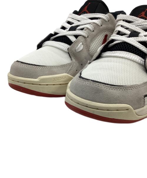 JORDAN（ジョーダン）JORDAN (ジョーダン) スニーカー グレー×ホワイト サイズ:27.5の古着・服飾アイテム