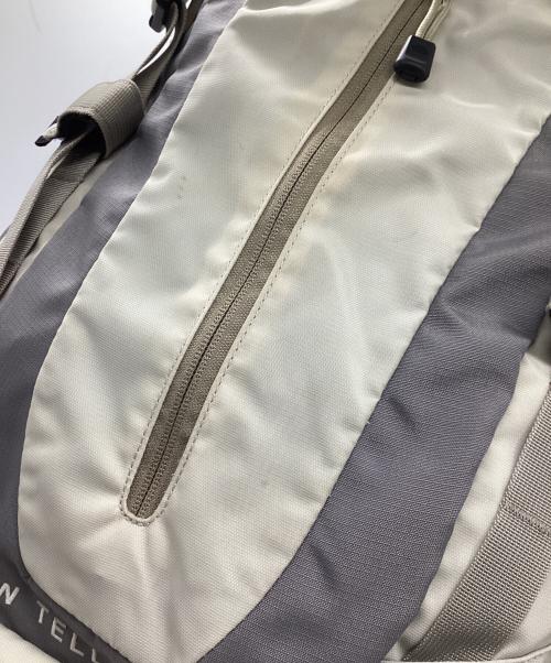 THE NORTH FACE（ザ ノース フェイス）THE NORTH FACE (ザ ノース フェイス) バックパック アイボリー×グレーの古着・服飾アイテム