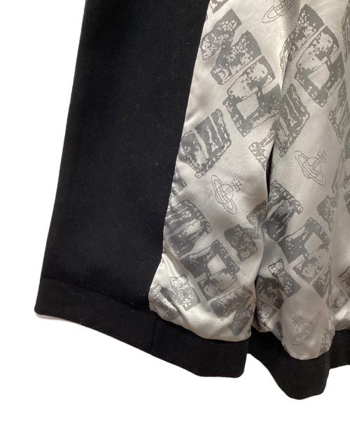 Vivienne Westwood man（ヴィヴィアン ウェストウッド マン）Vivienne Westwood man (ヴィヴィアン ウェストウッド マン) フード付きコート ブラック サイズ:44の古着・服飾アイテム