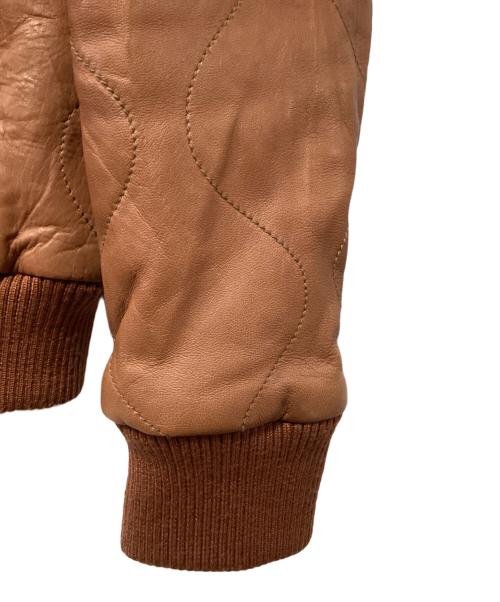 AVIREX（アヴィレックス）AVIREX (アヴィレックス) ラムレザーキルティングジャケット ブラウン サイズ:Lの古着・服飾アイテム