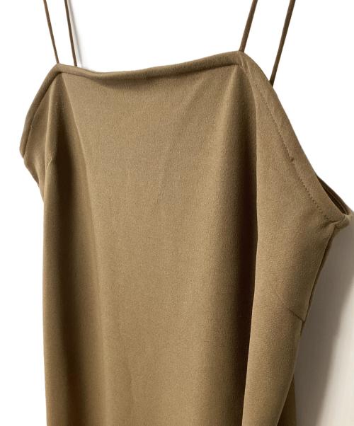 GALLARDA GALANTE（ガリャルダガランテ）GALLARDA GALANTE (ガリャルダガランテ) キャミソールワンピース カーキ サイズ:O 未使用品の古着・服飾アイテム
