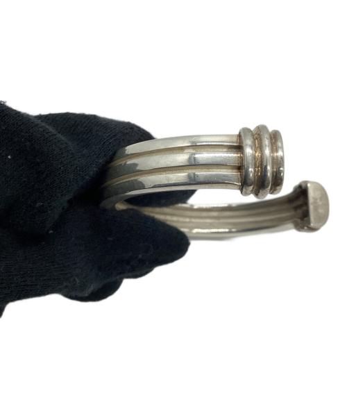 TIFFANY & Co.（ティファニー アンド コー）TIFFANY & Co. (ティファニー アンド コー) グルーブド バングル シルバーの古着・服飾アイテム