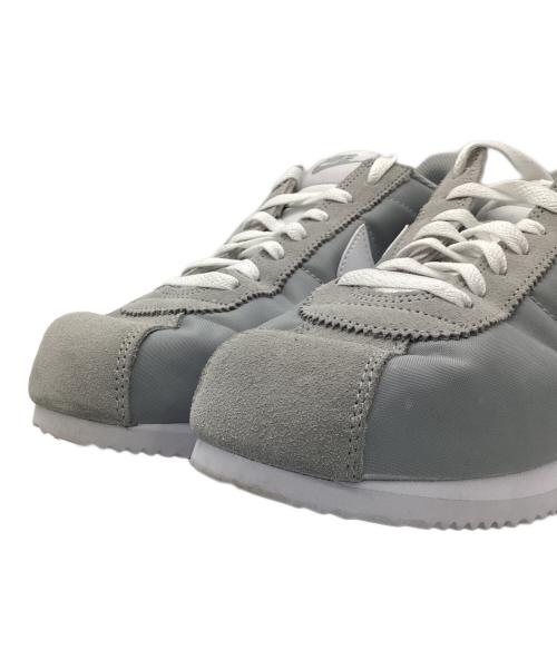 NIKE（ナイキ）NIKE (ナイキ) ローカットスニーカー ライトグレー サイズ:28.5の古着・服飾アイテム