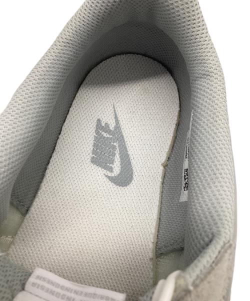 NIKE（ナイキ）NIKE (ナイキ) ローカットスニーカー ライトグレー サイズ:28.5の古着・服飾アイテム
