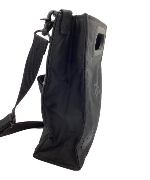 POTR（ピー・オー・ティー・アール）POTR (ピー・オー・ティー・アール) NaNa-NaNa (ナナ‐ナナ) ショルダーバッグ ブラック 未使用品の古着・服飾アイテム