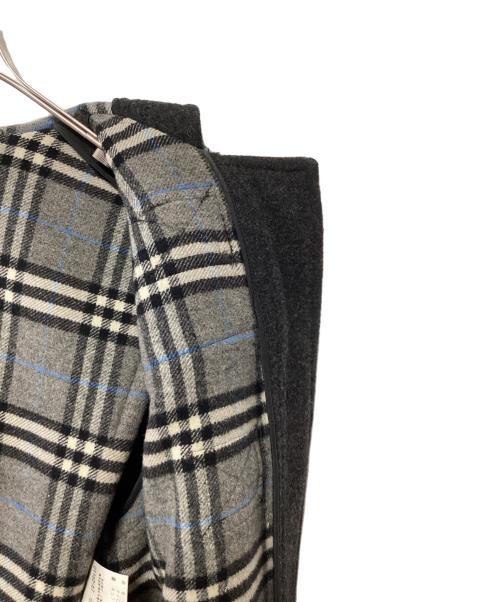 Burberry's（バーバリー）Burberry's (バーバリー) ダッフルコート グレー サイズ:150Aの古着・服飾アイテム