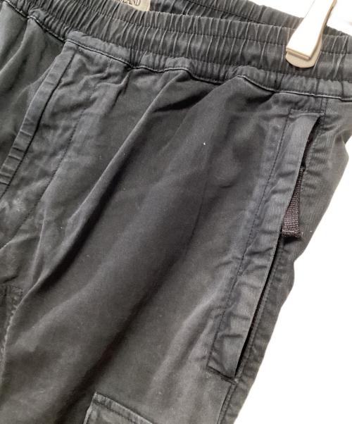 STONE ISLAND（ストーンアイランド）STONE ISLAND (ストーンアイランド) カーゴパンツ ブラック サイズ:W32の古着・服飾アイテム