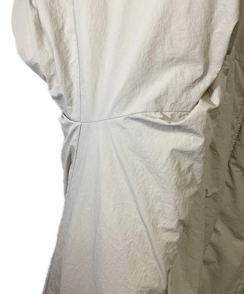 LOWRYS FARM（ローリーズファーム）LOWRYS FARM (ローリーズファーム) 中綿ジャケット アイボリー サイズ:Fの古着・服飾アイテム