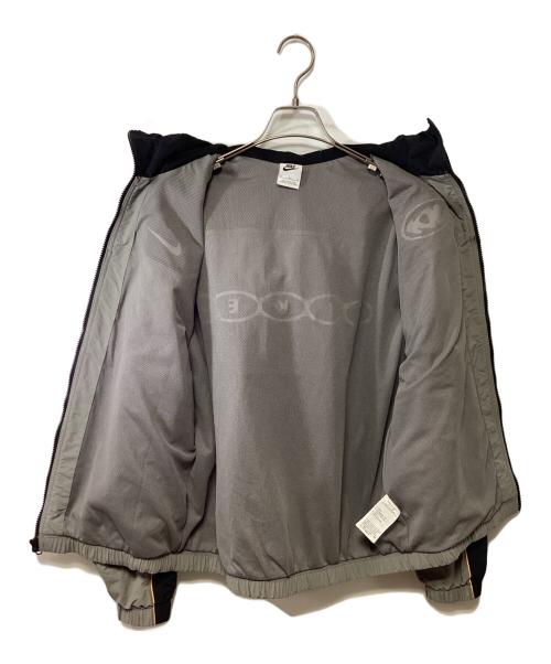 NIKE（ナイキ）NIKE (ナイキ) フーデッドジャケット グレー×ブラック サイズ:Mの古着・服飾アイテム