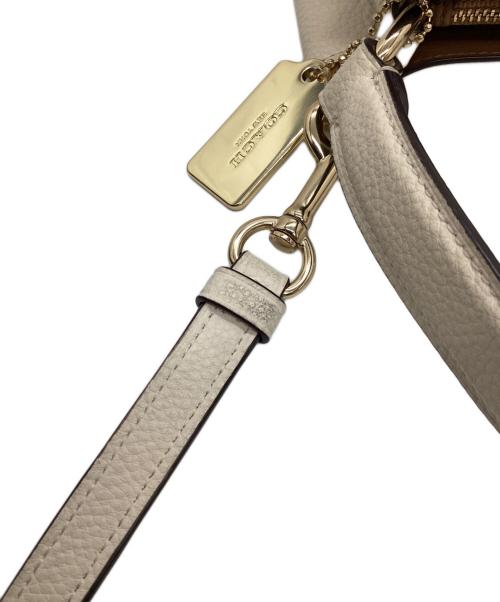 COACH（コーチ）COACH (コーチ) 2WAYバッグ アイボリーの古着・服飾アイテム