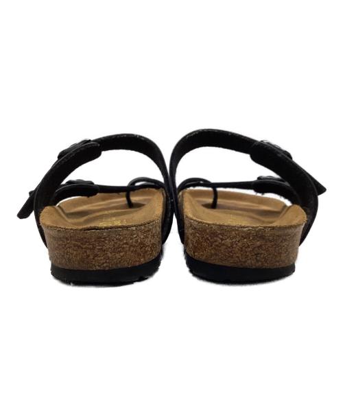 BIRKENSTOCK（ビルケンシュトック）BIRKENSTOCK (ビルケンシュトック) サンダル ブラック×ナチュラル サイズ:240の古着・服飾アイテム