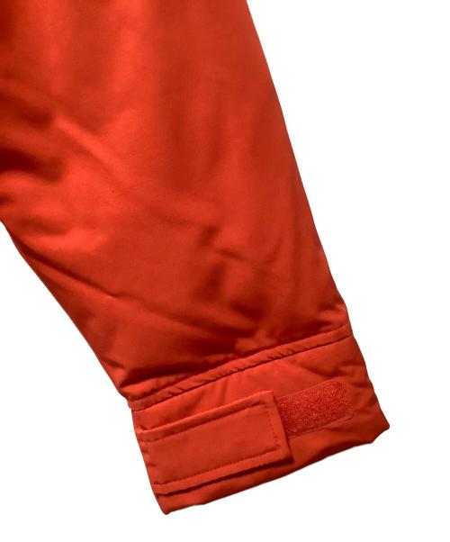 LEVI'S（リーバイス）LEVI'S (リーバイス) ダウンジャケット ベージュ×オレンジ サイズ:M 未使用品の古着・服飾アイテム