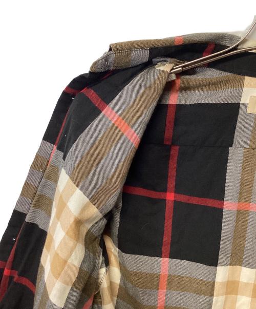 BURBERRY（バーバリー）BURBERRY (バーバリー) 長袖シャツ ブラック×ベージュ サイズ:Sの古着・服飾アイテム