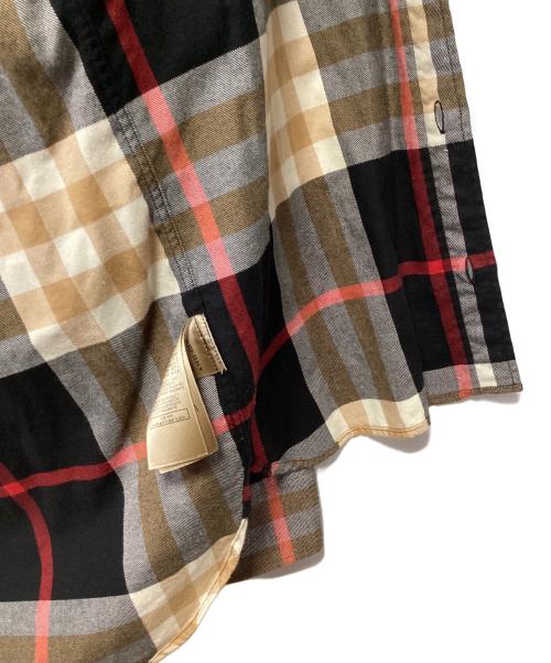 BURBERRY（バーバリー）BURBERRY (バーバリー) 長袖シャツ ブラック×ベージュ サイズ:Sの古着・服飾アイテム