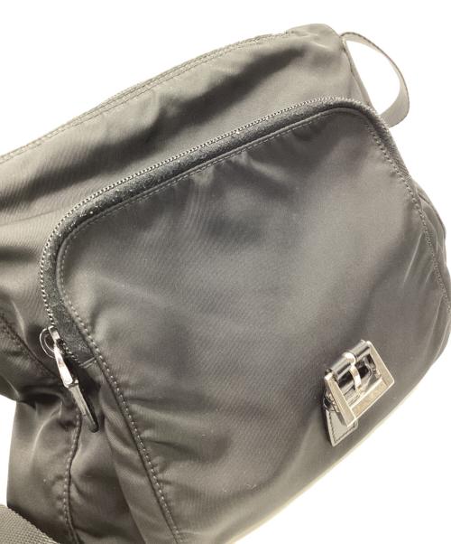 PRADA（プラダ）PRADA (プラダ) ショルダーバッグ ブラックの古着・服飾アイテム