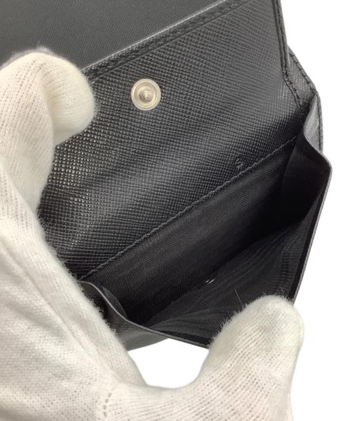 PRADA（プラダ）PRADA (プラダ) 3つ折り財布 ブラックの古着・服飾アイテム