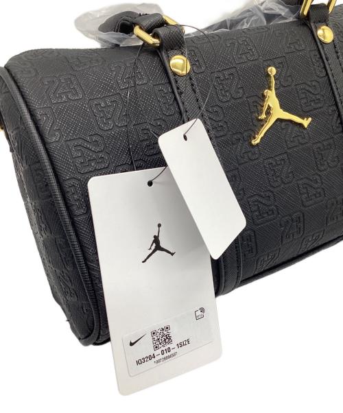 JORDAN（ジョーダン）JORDAN (ジョーダン) モノグラム ミニ ダッフルバッグ (3L) ブラックの古着・服飾アイテム