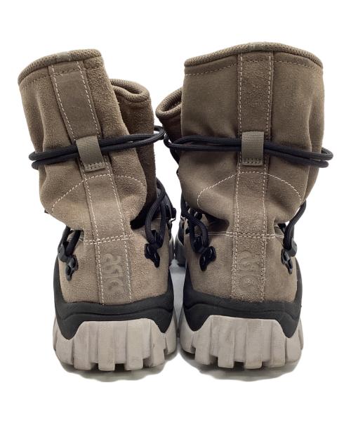 asics（アシックス）asics (アシックス) スポーツスタイルスニーカー ベージュ サイズ:27の古着・服飾アイテム