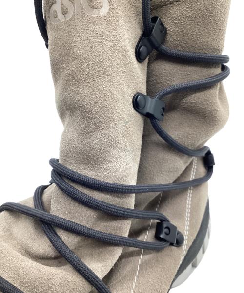 asics（アシックス）asics (アシックス) スポーツスタイルスニーカー ベージュ サイズ:27の古着・服飾アイテム