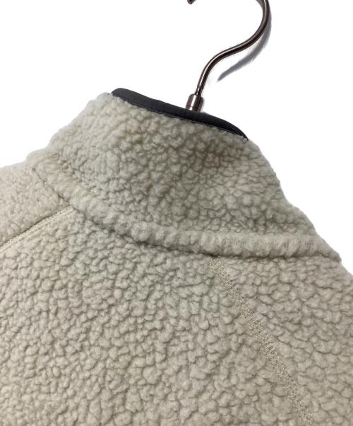 Patagonia（パタゴニア）Patagonia (パタゴニア) レトロ・パイル・ジャケット アイボリー×グレー サイズ:Lの古着・服飾アイテム