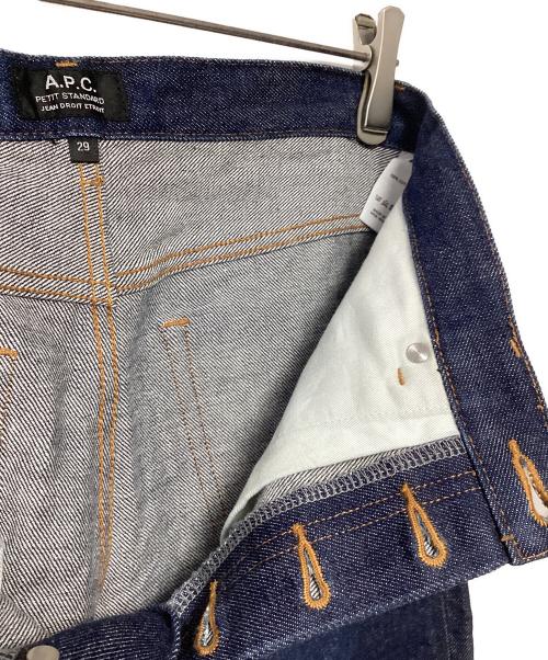 A.P.C.（アーペーセー）A.P.C. (アーペーセー) デニムパンツ インディゴ サイズ:29の古着・服飾アイテム