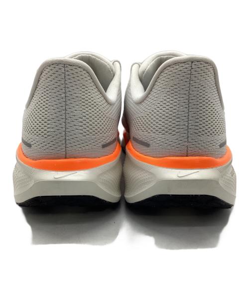 NIKE（ナイキ）NIKE (ナイキ) ローカットスニーカー ライトグレー サイズ:26の古着・服飾アイテム