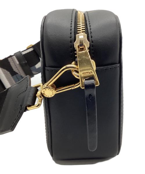 FURLA（フルラ）FURLA (フルラ) ショルダーバッグ ナチュラル×ブラックの古着・服飾アイテム