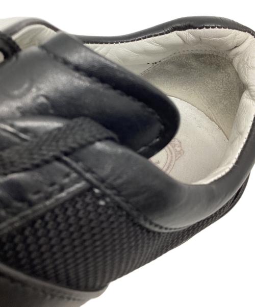 TOD'S（トッズ）TOD'S (トッズ) ローカットスニーカー ブラック サイズ:8の古着・服飾アイテム