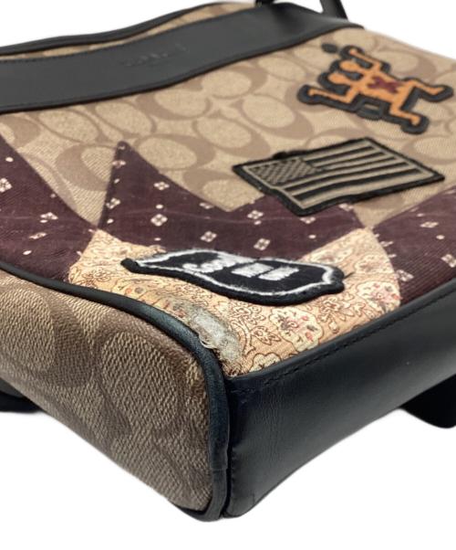 COACH（コーチ）COACH (コーチ) ショルダーバッグ ベージュ×ブラックの古着・服飾アイテム