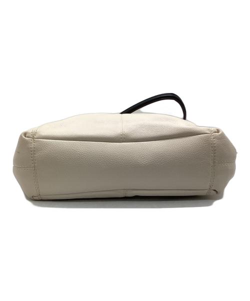 COACH（コーチ）COACH (コーチ) ハンドバッグ アイボリーの古着・服飾アイテム