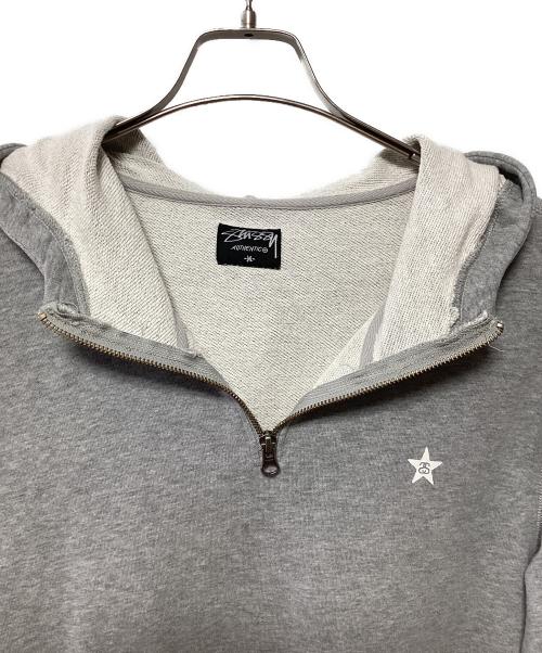 stussy（ステューシー）stussy (ステューシー) ハーフジップパーカー グレー サイズ:Mの古着・服飾アイテム