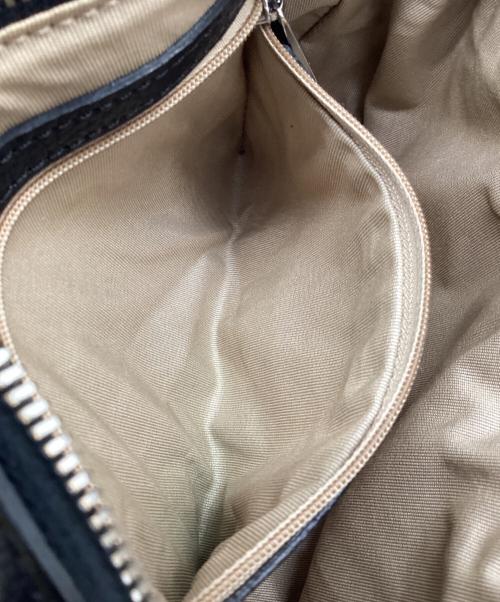 IACUCCI（イアクッチ）IACUCCI (イアクッチ) ショルダーバッグ ブラックの古着・服飾アイテム